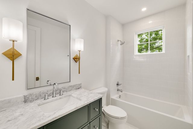 9866 Mixon Drive, Dallas, TX 75220