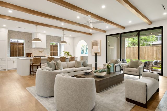 9866 Mixon Drive, Dallas, TX 75220