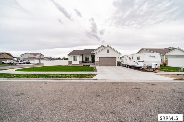 563 Waylend St, Idaho Falls, ID 83404