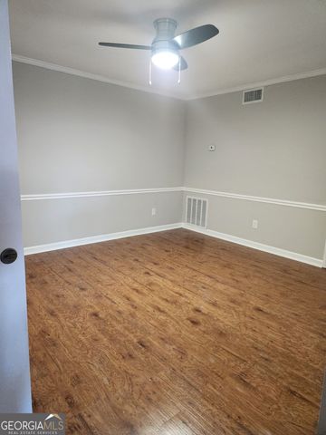 94 Rue Fontaine, Lithonia, GA 30038