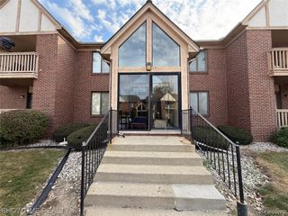 45204 Fryer Drive, Macomb, MI 48044