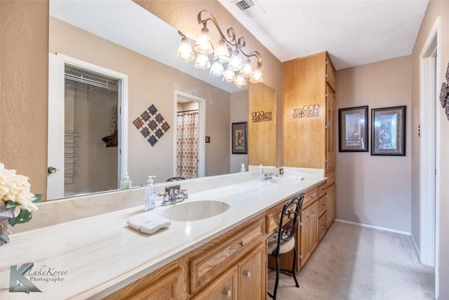 3153 Curry Lane, Abilene, TX 79605