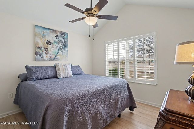 8812 Parkview Oaks Circle, Olive Branch, MS 38654