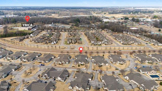 8812 Parkview Oaks Circle, Olive Branch, MS 38654