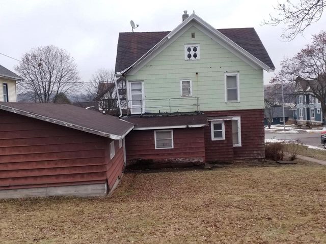 119 2nd Street, New Glarus, WI 53575