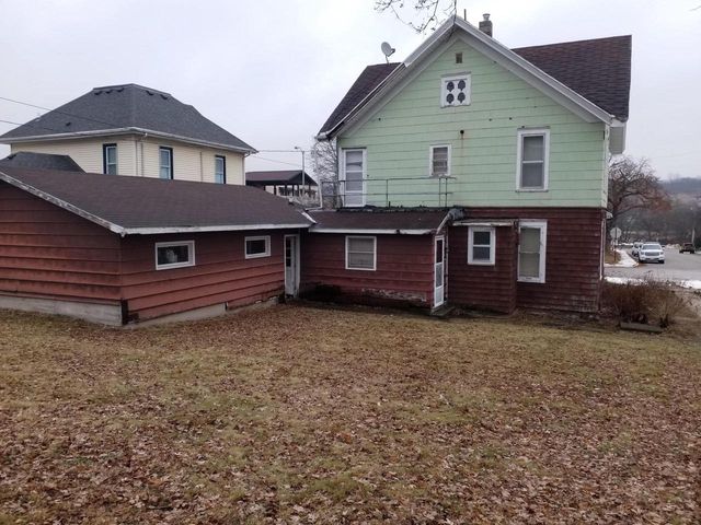 119 2nd Street, New Glarus, WI 53575