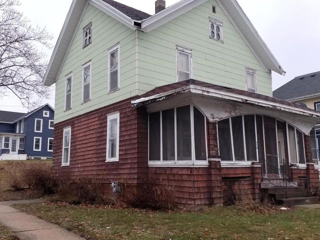 119 2nd Street, New Glarus, WI 53575