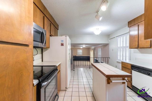 315 Donna Drive, Warner Robins, GA 31088