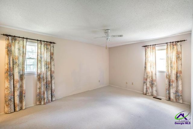 315 Donna Drive, Warner Robins, GA 31088