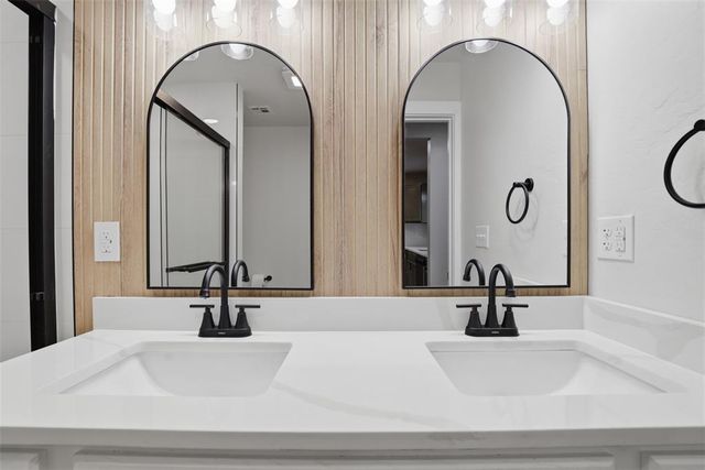 511 S 2nd Street, Guthrie, OK 73044