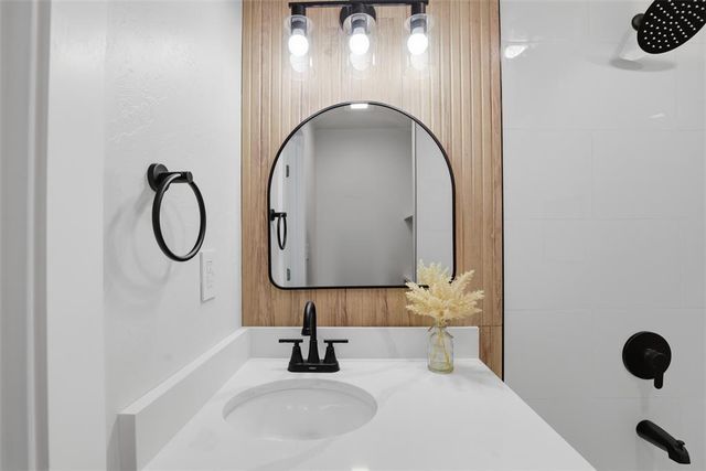 511 S 2nd Street, Guthrie, OK 73044