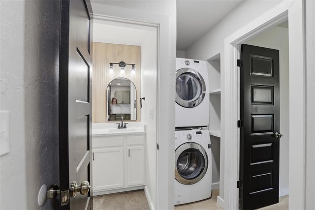 511 S 2nd Street, Guthrie, OK 73044