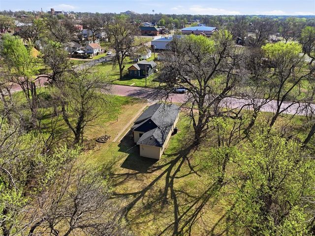 511 S 2nd Street, Guthrie, OK 73044