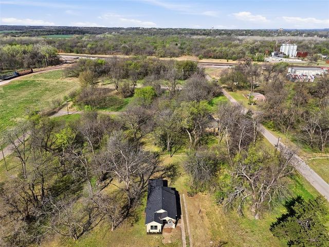 511 S 2nd Street, Guthrie, OK 73044