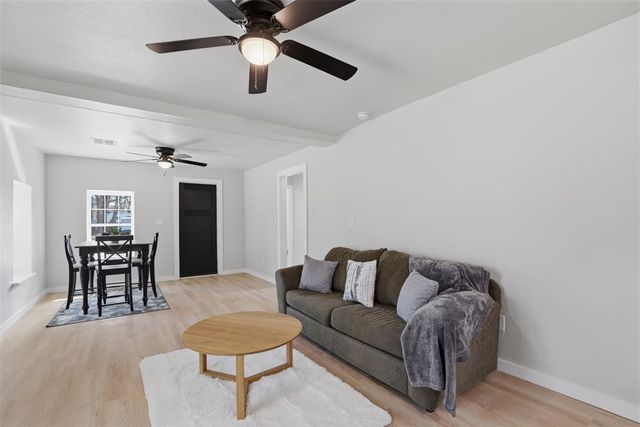 511 S 2nd Street, Guthrie, OK 73044