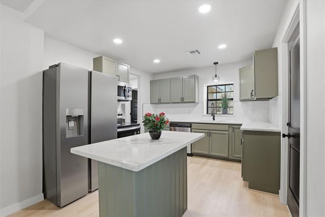 511 S 2nd Street, Guthrie, OK 73044