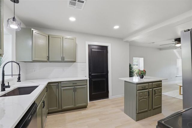 511 S 2nd Street, Guthrie, OK 73044