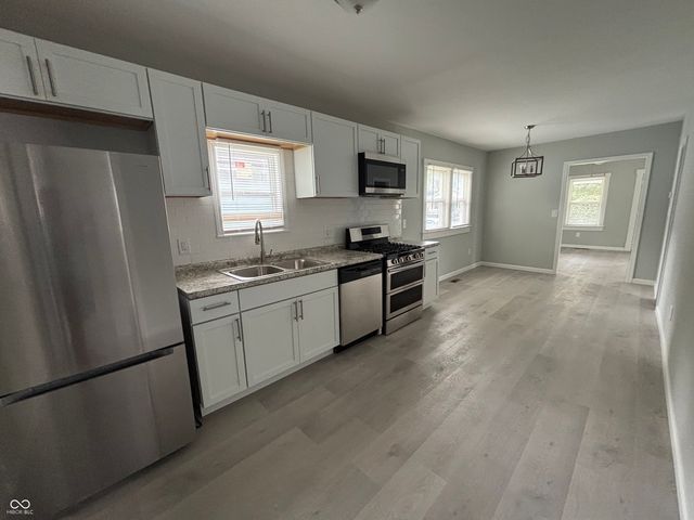 2037 Houston Street, Indianapolis, IN 46218