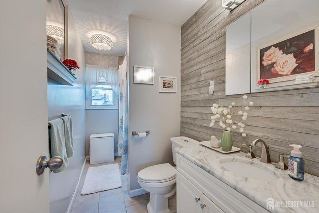 26 Stima Avenue, Carteret, NJ 07008