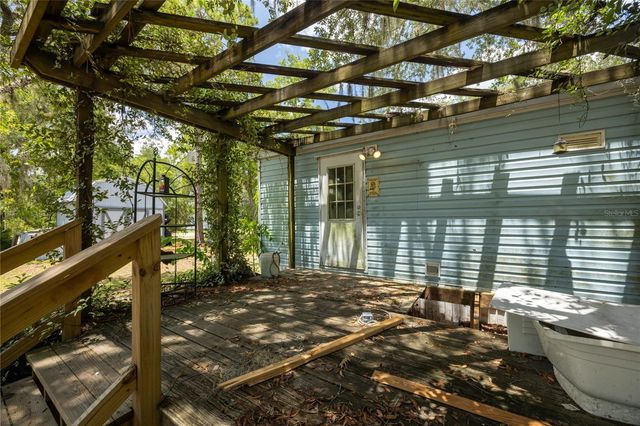 108 KITTY AVENUE, Interlachen, FL 32148