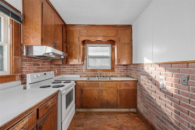 356 16th Street SE, Cedar Rapids, IA 52403