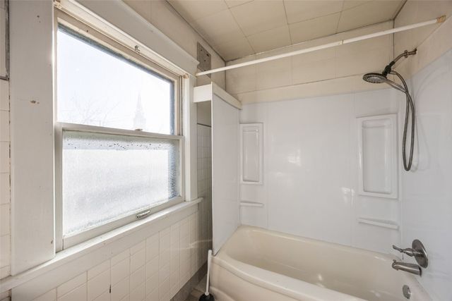 356 16th Street SE, Cedar Rapids, IA 52403