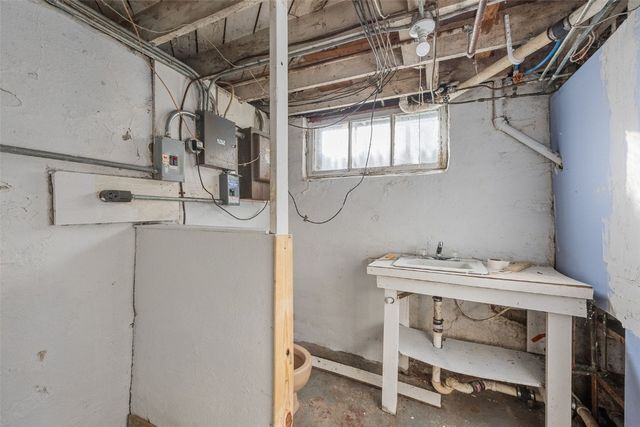 356 16th Street SE, Cedar Rapids, IA 52403