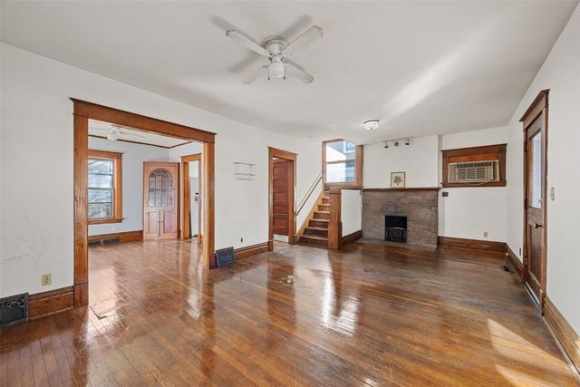 356 16th Street SE, Cedar Rapids, IA 52403