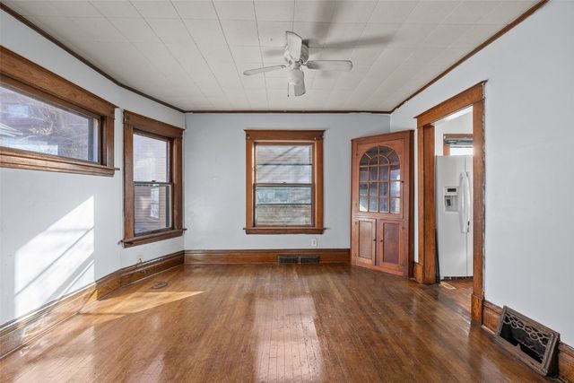 356 16th Street SE, Cedar Rapids, IA 52403