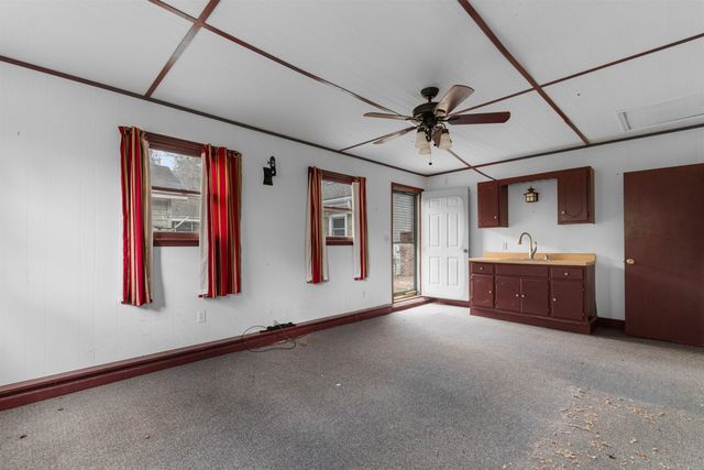 402 Wilkinson St., Georgetown, SC 29440