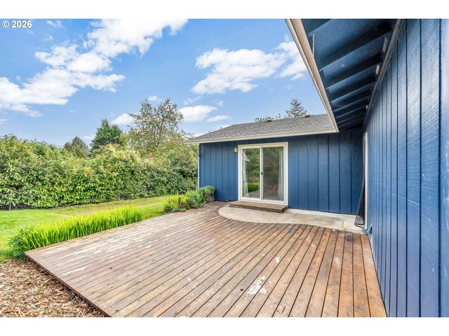 2555 HUGHES Dr, West Linn, OR 97068