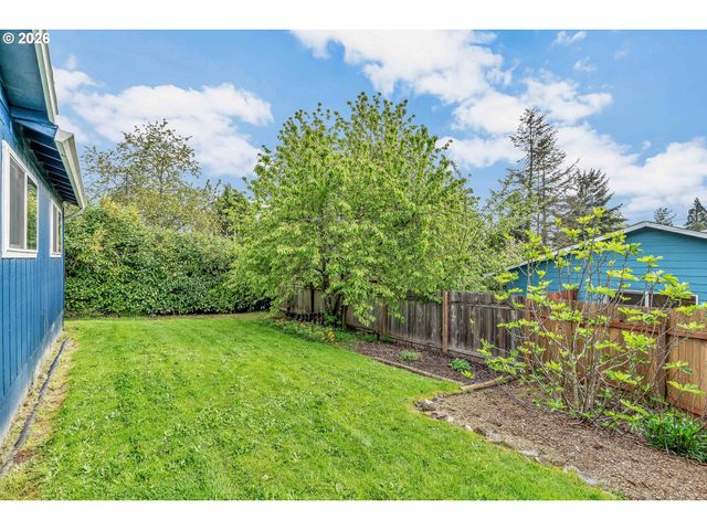 2555 HUGHES Dr, West Linn, OR 97068