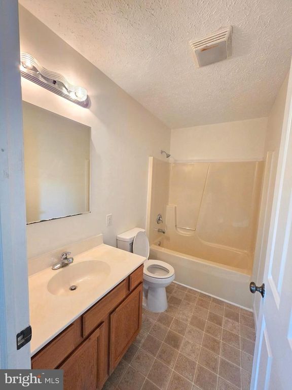 Image 13 of property listing at 17420 PORTER RD, Eckhart Mines, MD 21528