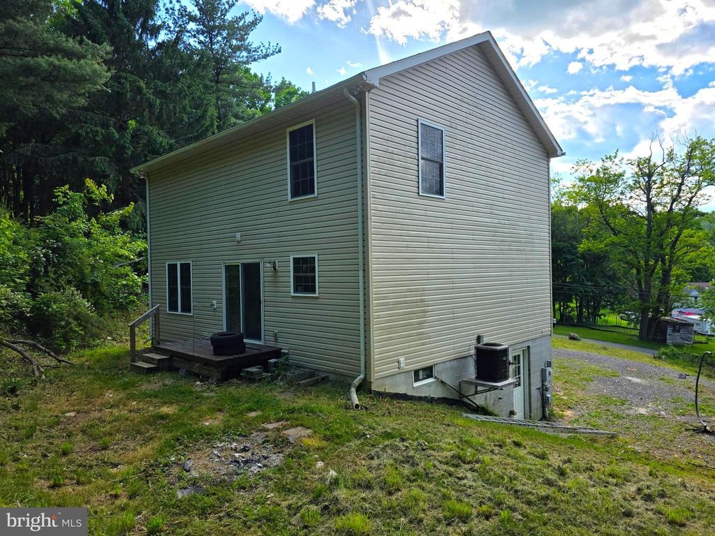 Image 20 of property listing at 17420 PORTER RD, Eckhart Mines, MD 21528