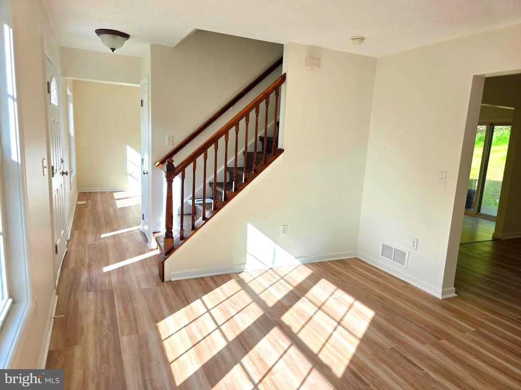 Image 4 of property listing at 17420 PORTER RD, Eckhart Mines, MD 21528