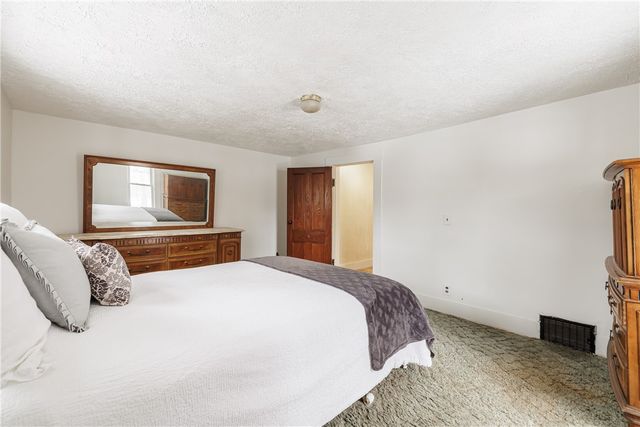 1055 Klem Road, Webster, NY 14580