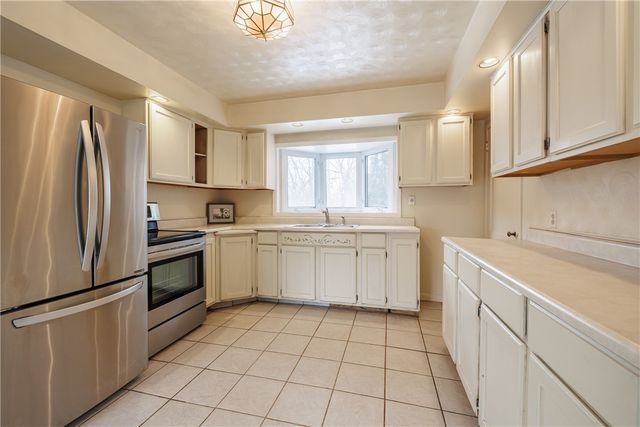 1055 Klem Road, Webster, NY 14580