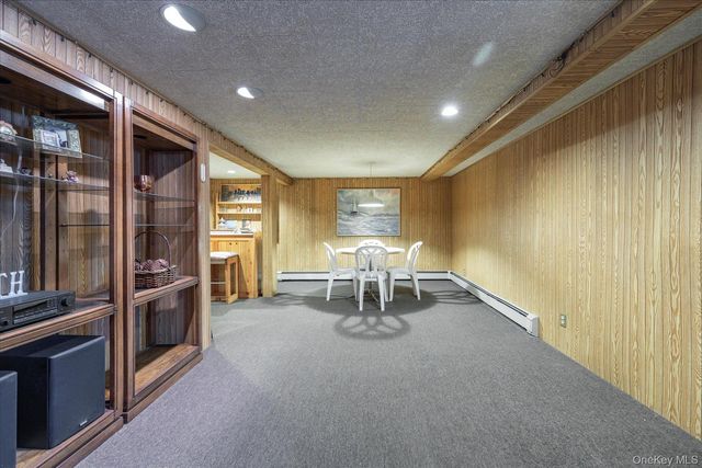 148 Amherst Road, Valley Stream, NY 11581