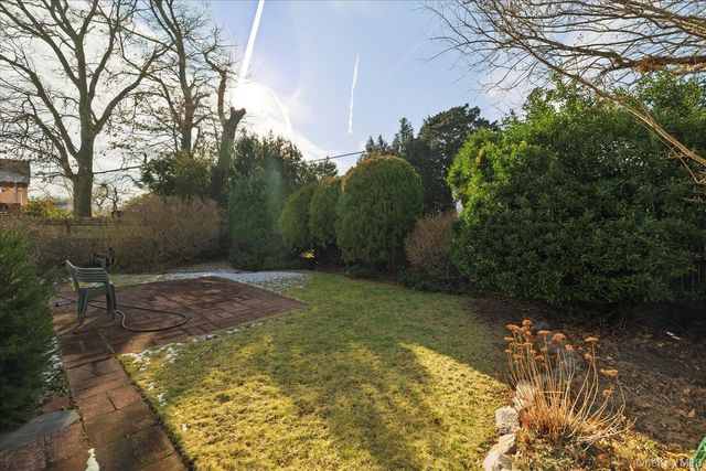 148 Amherst Road, Valley Stream, NY 11581