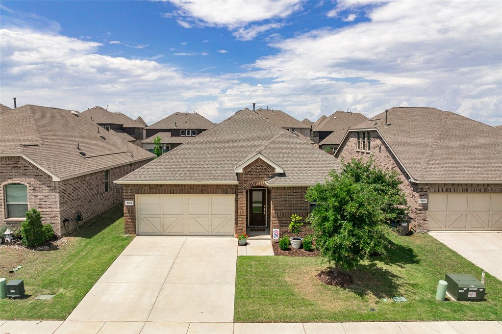 5829 Pensby Drive, Celina, TX 76227