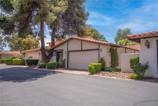 2204 Plaza Del Robles, Las Vegas, NV 89102