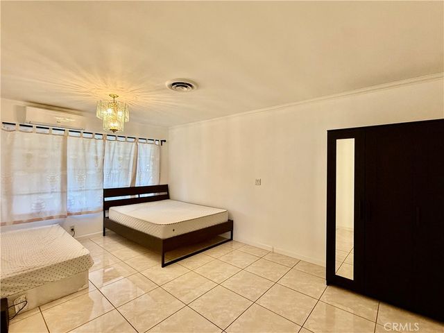 1712 Walnut St, San Gabriel, CA 91776