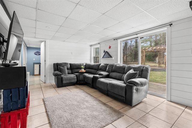 51433 8th Avenue, Grand Junction, MI 49056