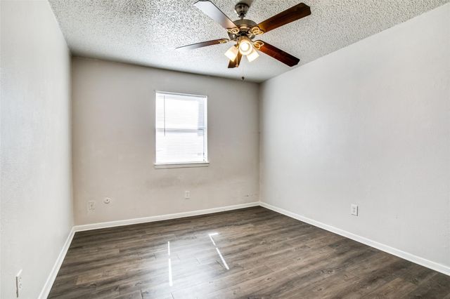 105 Peach Street A, Crowley, TX 76036
