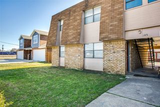105 Peach Street A, Crowley, TX 76036