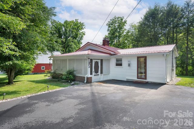 2896 Old Mars Hill Highway, Weaverville, NC 28787