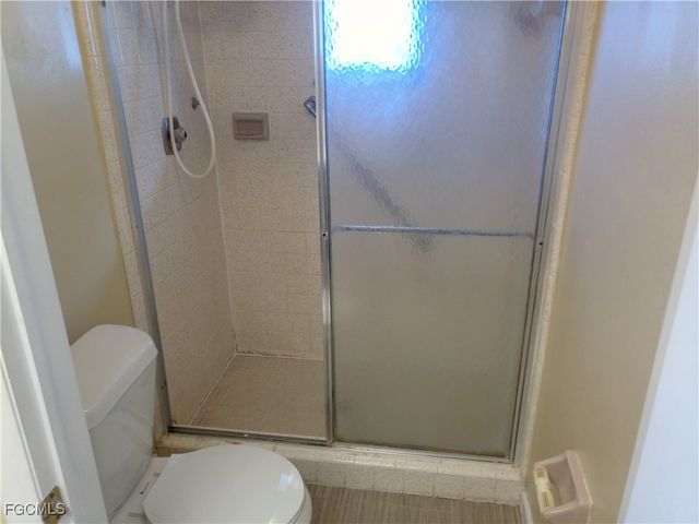 1405 SE 34th TER, Cape Coral, FL 33904