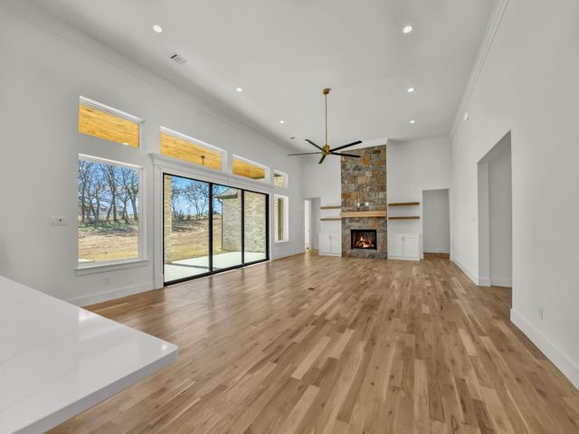 208 Dan Russell Bend, Weatherford, TX 76087