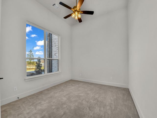 208 Dan Russell Bend, Weatherford, TX 76087