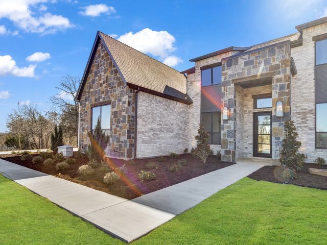 208 Dan Russell Bend, Weatherford, TX 76087